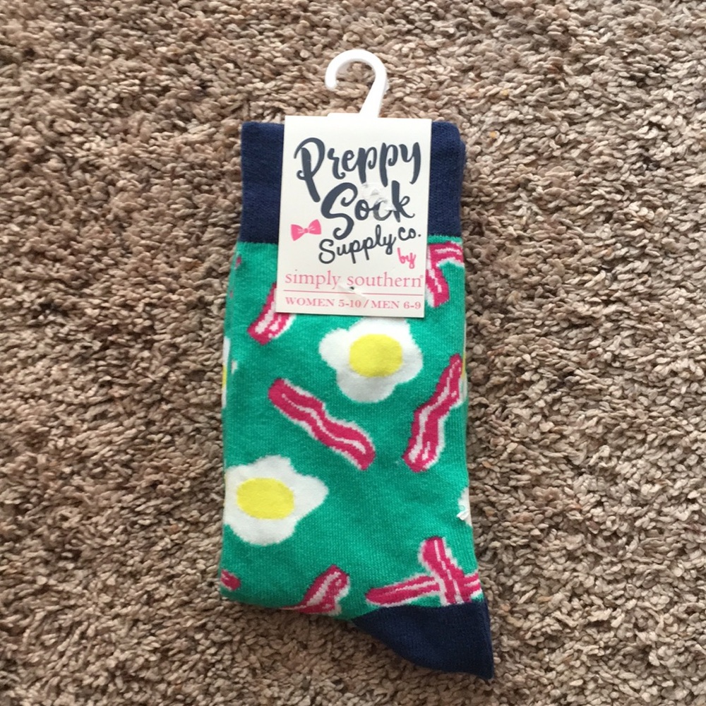 *SOLD* FREE with any $20 + purchase! SS socks